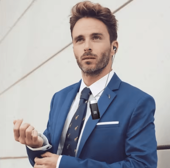 ZAMORA MART clip-on retractable headset with adjustable microphone and lightweight design for hands-free communication.
